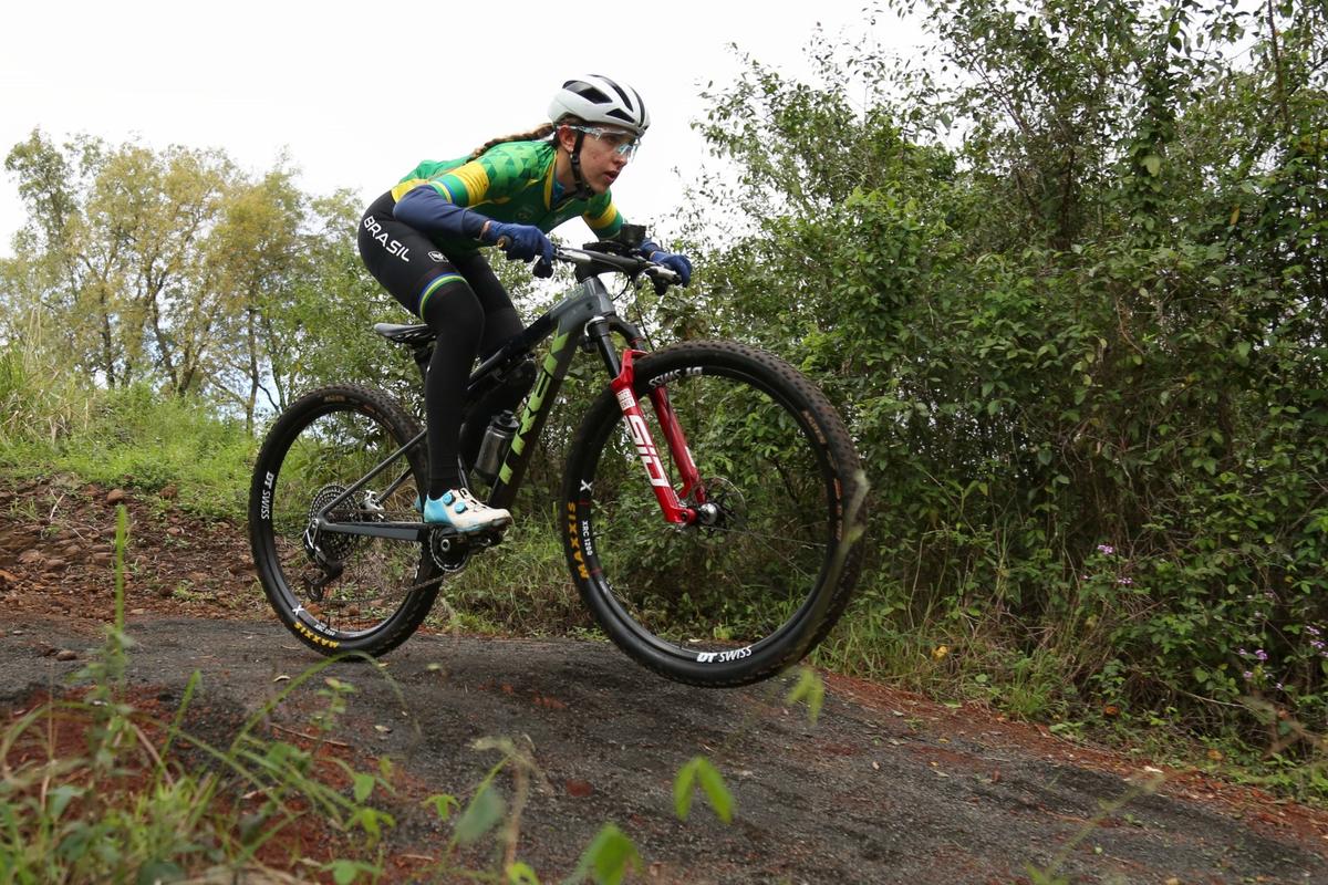 Time Brasil realiza primeiros treinos no Paraguai