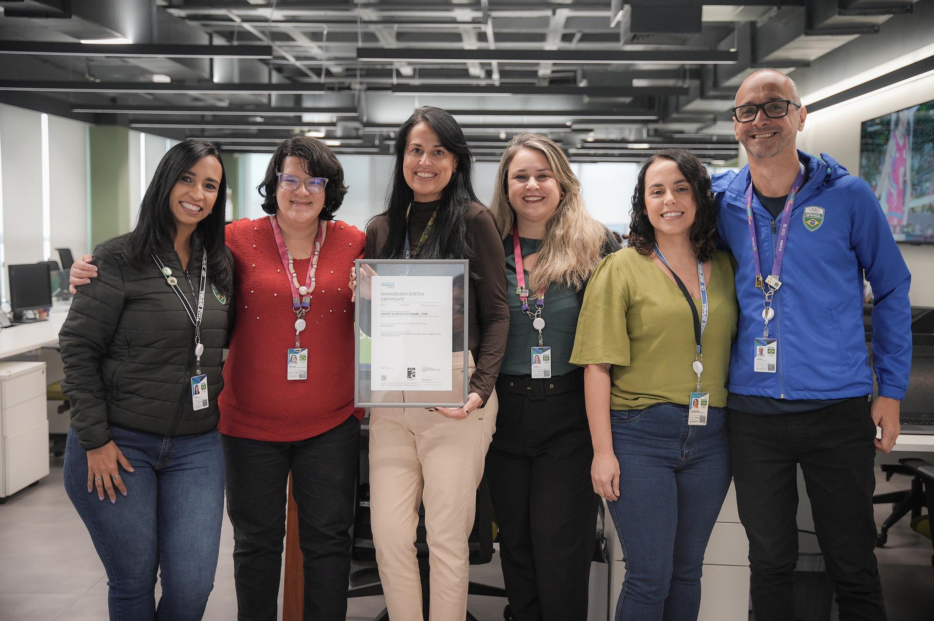Equipe de Escritório de Projetos, área que liderou o processo de manutenção da certificação ISO 9001. Foto: Rafael Bello/COB Equipe de Escritório de Projetos, área que liderou o processo de manutenção da certificação ISO 9001